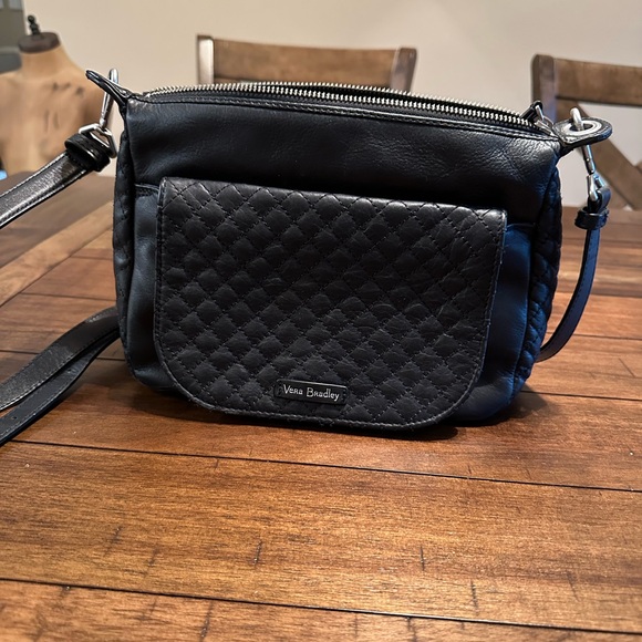 Vera Bradley Black Quilted Crossbody Bag - Picture 2 of 3